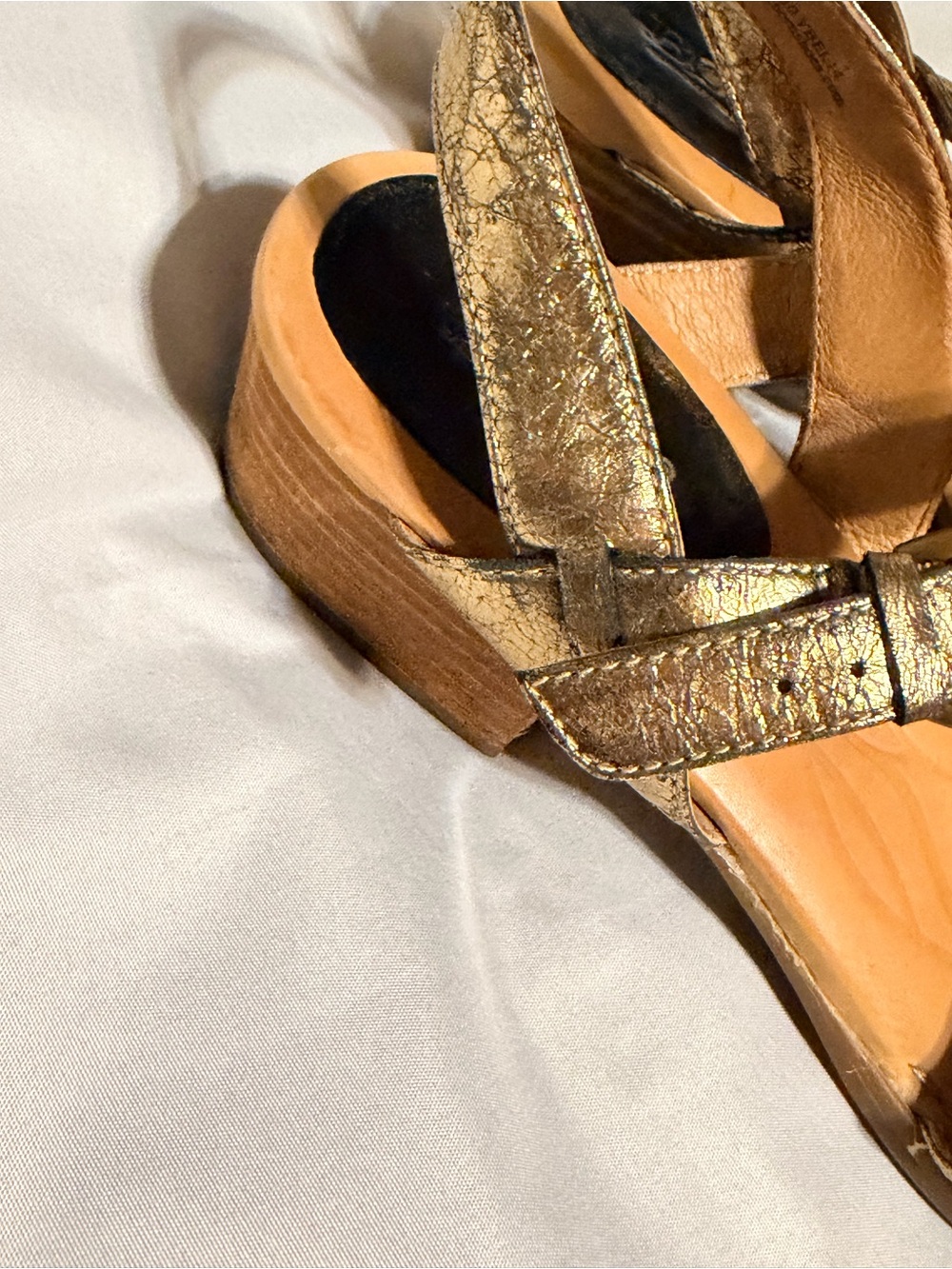 Born Gold Metallic Leather Comfort Sandals Block‎ Heel Adjustable Buckle 10M - Picture 5 of 10